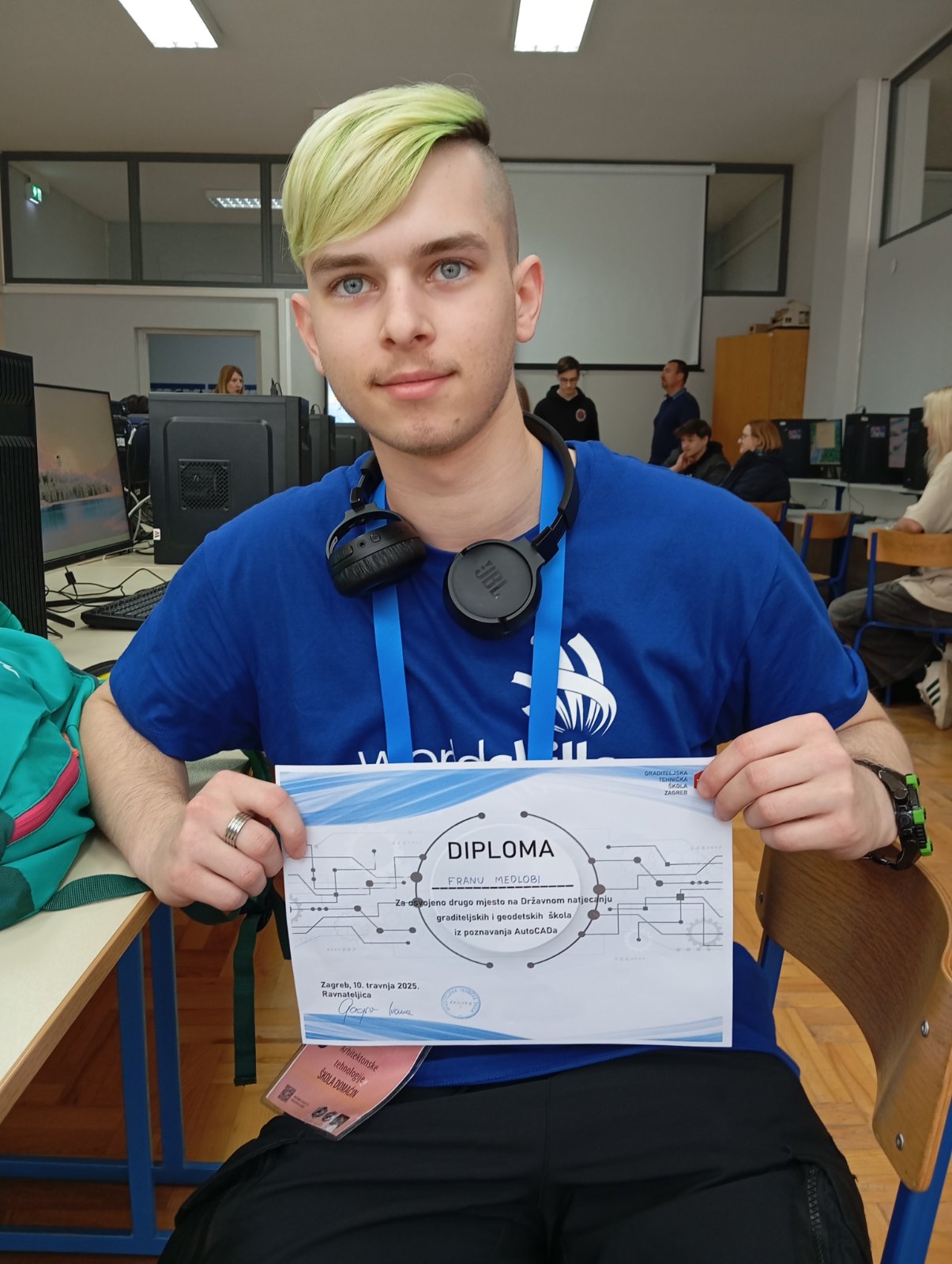 IMG-f9bdfc479b2182bd7db4f2e9ef38b2f5-V