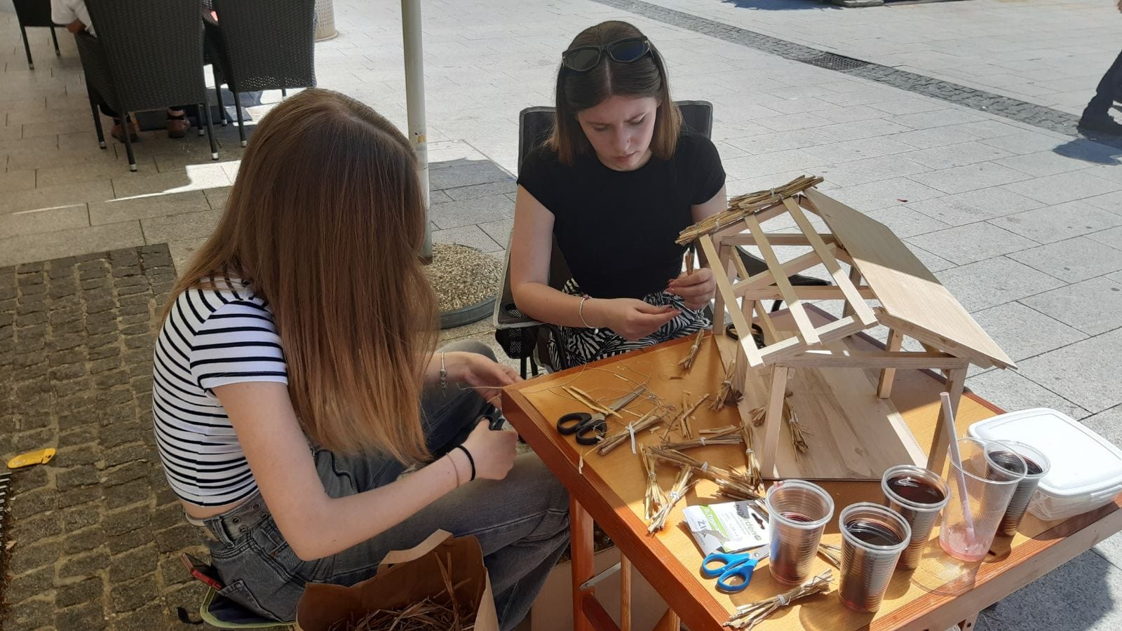 db8989d7-3bf3-474d-8f6b-21e68c5b65ce