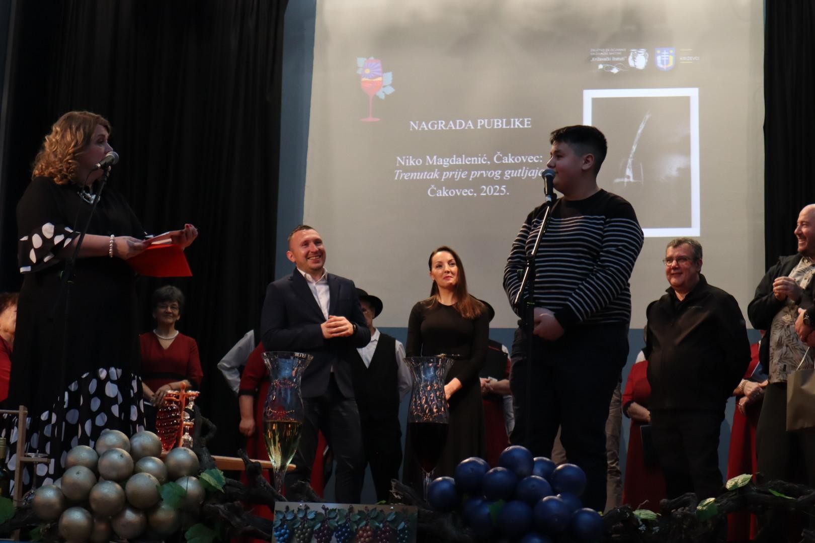 20000101000011-img-7600