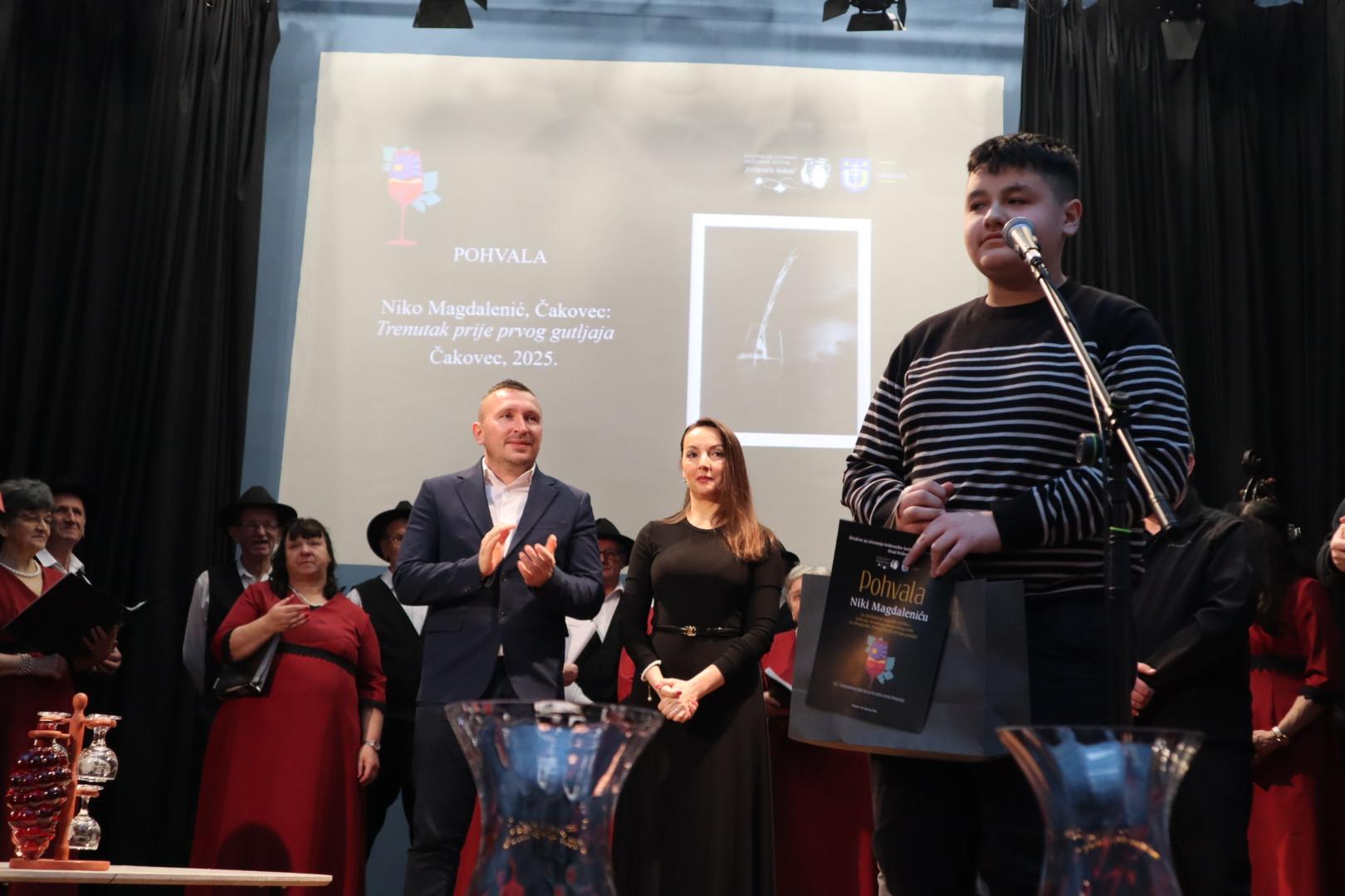 Graditeljska škola Čakovec istaknuta na 5. Nacionalnom natječaju vinske fotografije