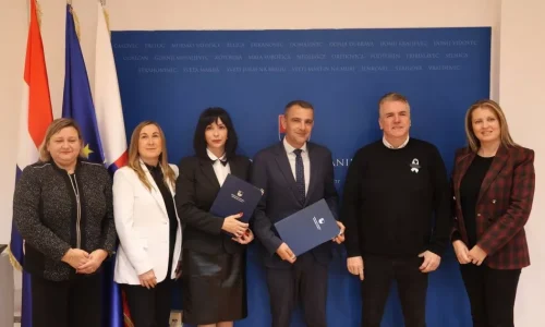 Ugovor vrijedan 2,2 milijuna eura za modernizaciju učeničkog doma