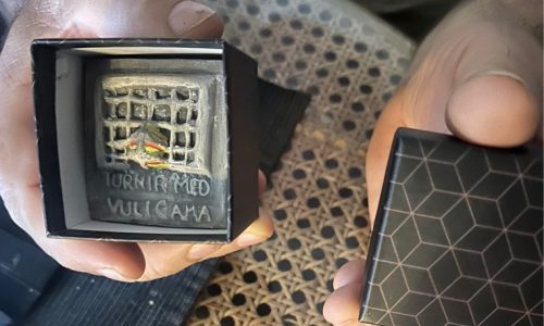 ClIKUFNuYXBjaGF0LzEzLjM1LjAuNDYgKE0yMTAxSzlHOyBBbmRyb2lkIDEzI1YxNC4wLjguMC5US0lFVVhNIzMzOyBnemlwKSBWL01VU0hST09ÿÛ