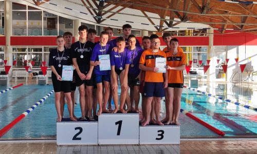 Učenici osvojili drugo mjesto na županijskom natjecanju u plivanju!