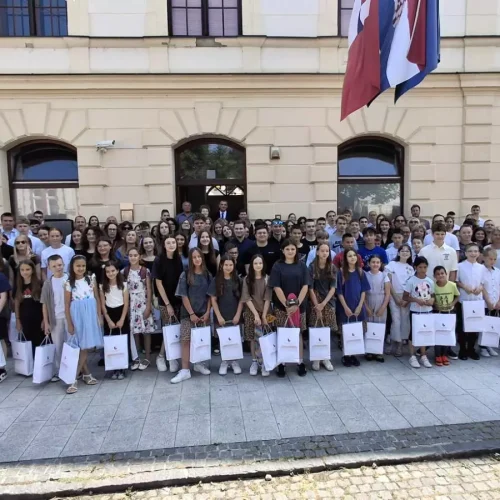 Slavlje znanja i uspjeha: Učenici Graditeljske škole Čakovec primili priznanja županije