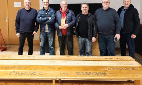 Stihovi međimurskih pjesama na obnovljenim školskim klupama